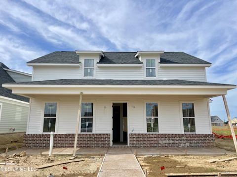 Single Family Residence in Southaven MS 2872 Market Square Avenue.jpg