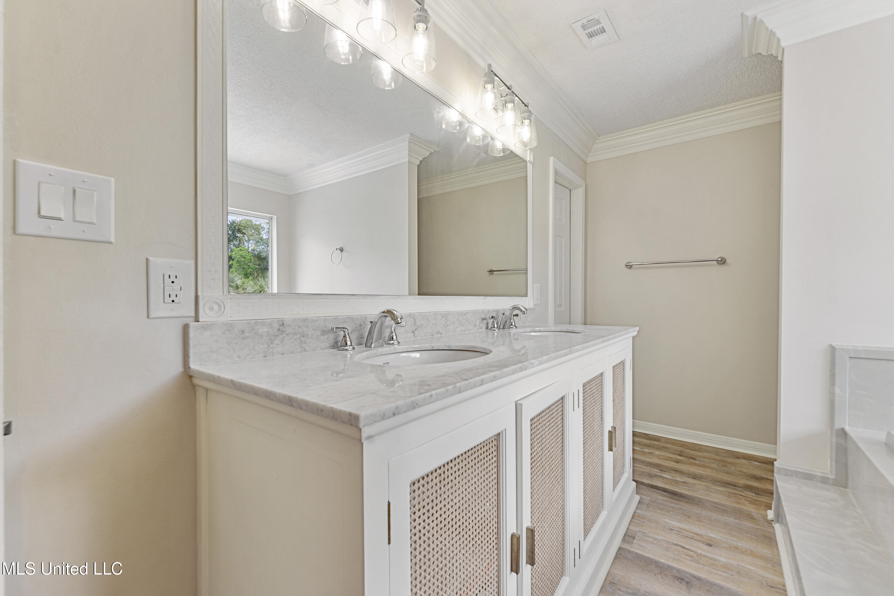 11352 Palm Valley Cove, Gulfport, Mississippi image 25