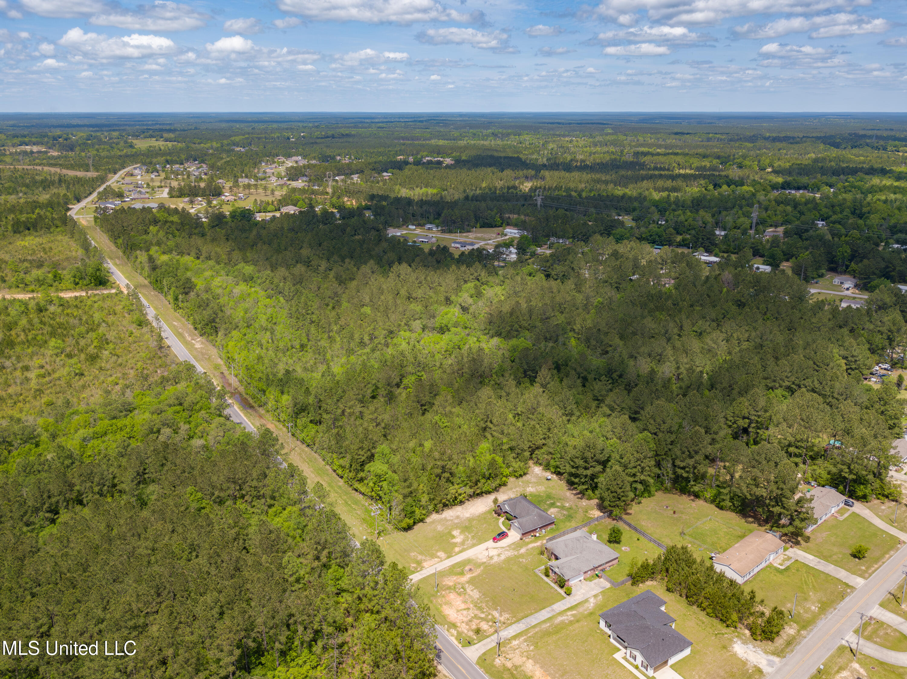 W Wortham Road, Saucier, Mississippi image 6