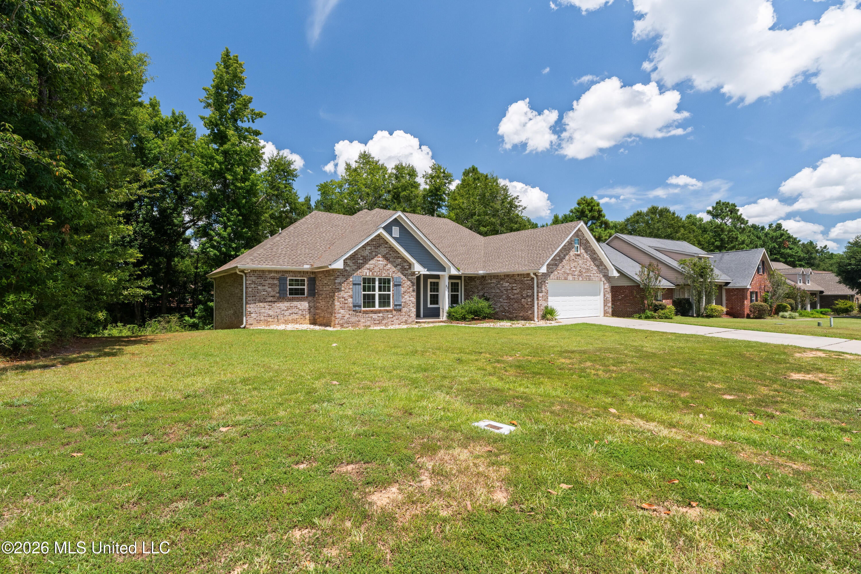 23 E Chapel Hill Boulevard