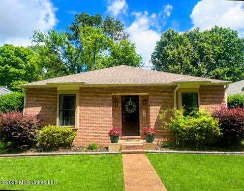 Homes For Sale - 214 Circle Gate Drive<br/> Senatobia, MS 38668
