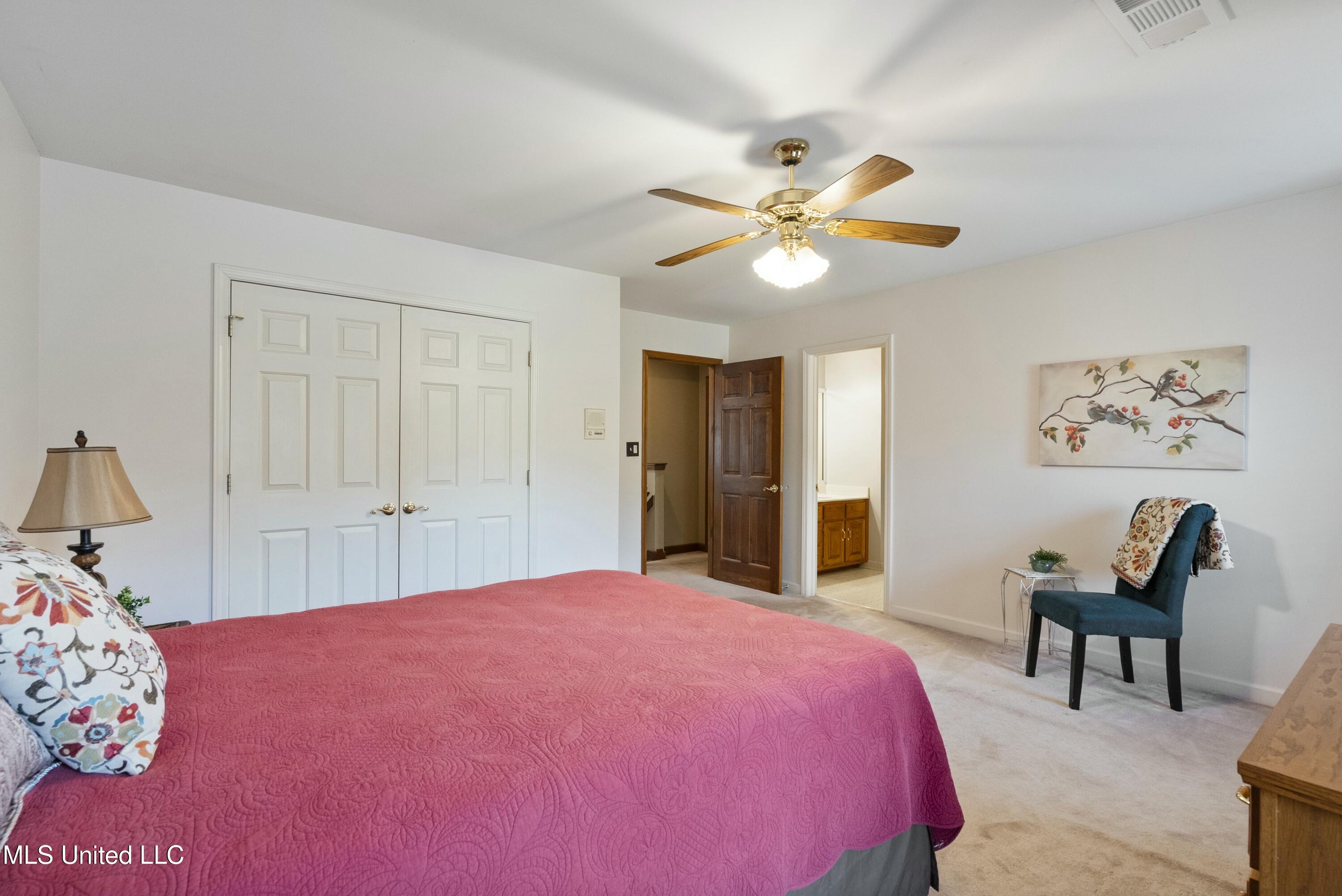 12965 Whispering Pines Drive, Olive Branch, Mississippi image 40