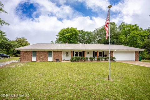 Homes For Sale - 117 Muirfield Court<br/> Ocean Springs, MS 39564