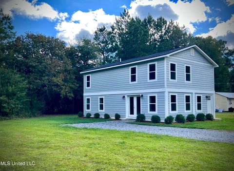 Homes For Sale - 1074 Pleasant Grove Road<br/> Pike County, McComb, MS 39648