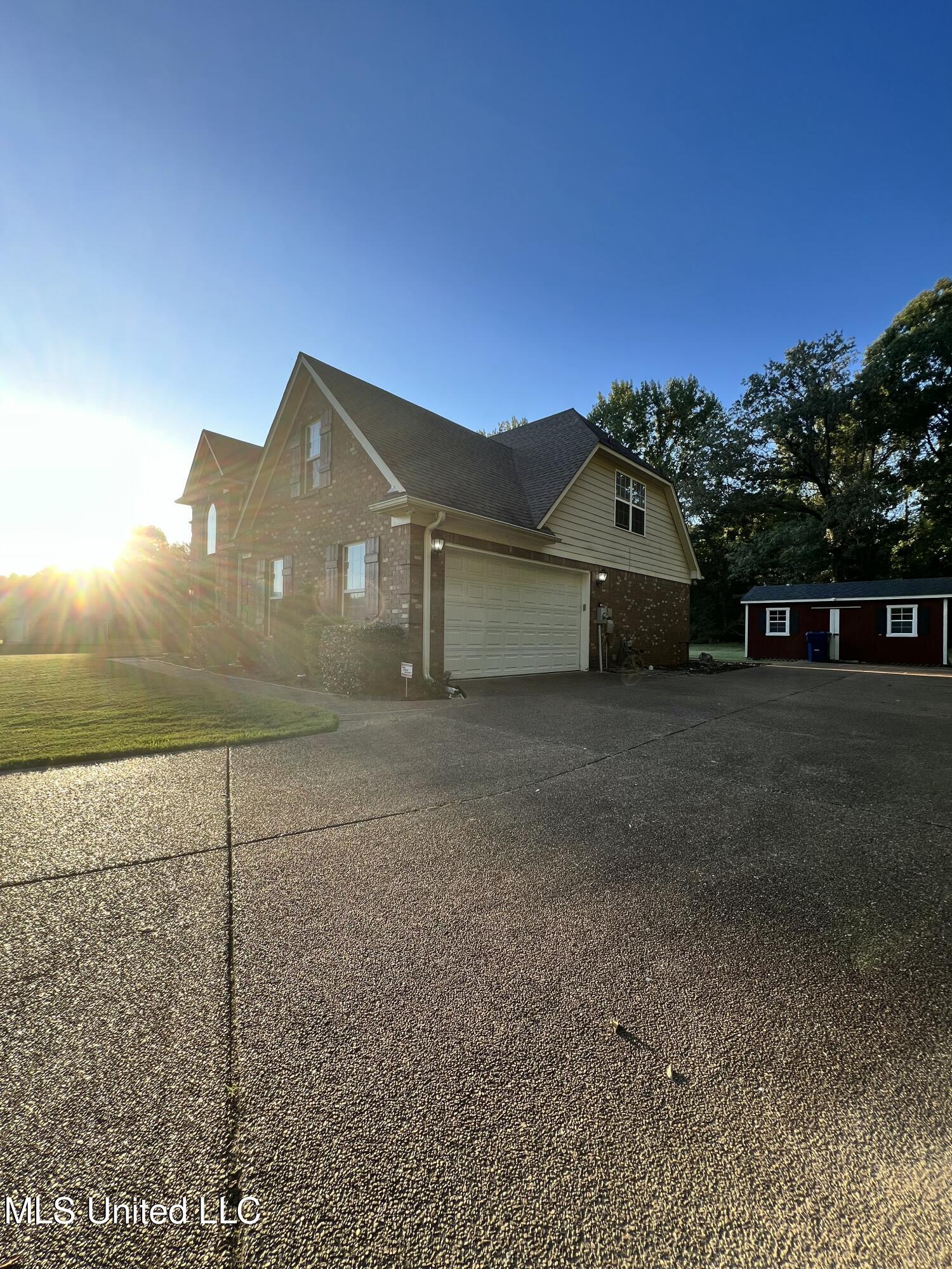 10010 Green Forest Drive, Hernando, Mississippi image 23