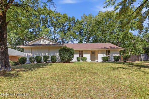 Homes For Sale - 1226 Ferncrest Drive<br/> Jackson, MS 39211