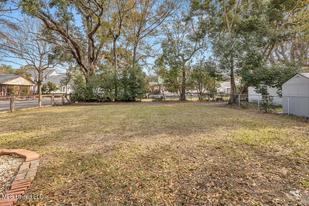 1502 Porter Avenue, Ocean Springs, Mississippi image 37