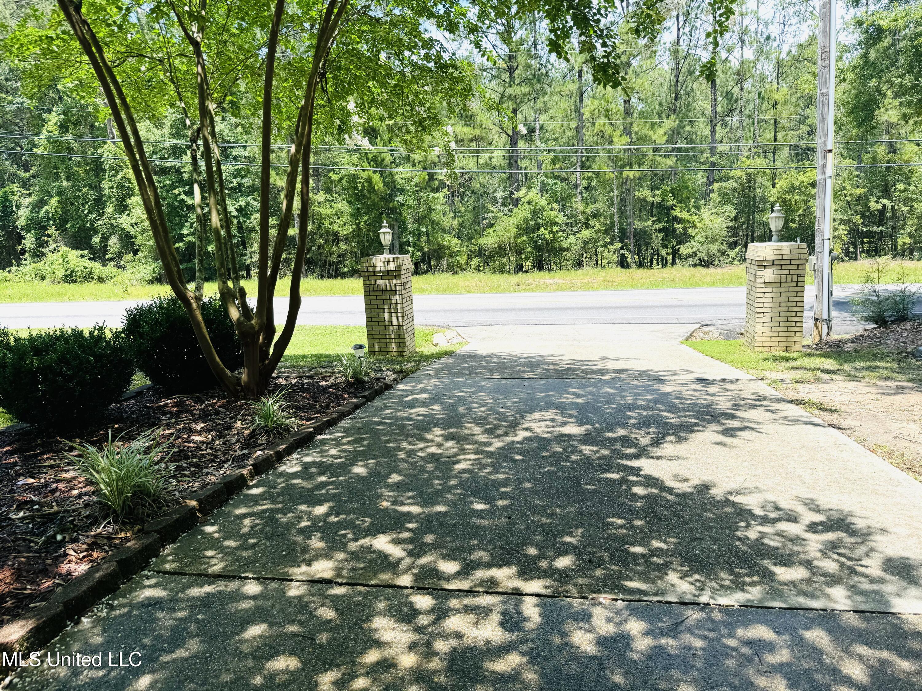 18581 W Wortham Road, Saucier, Mississippi image 17