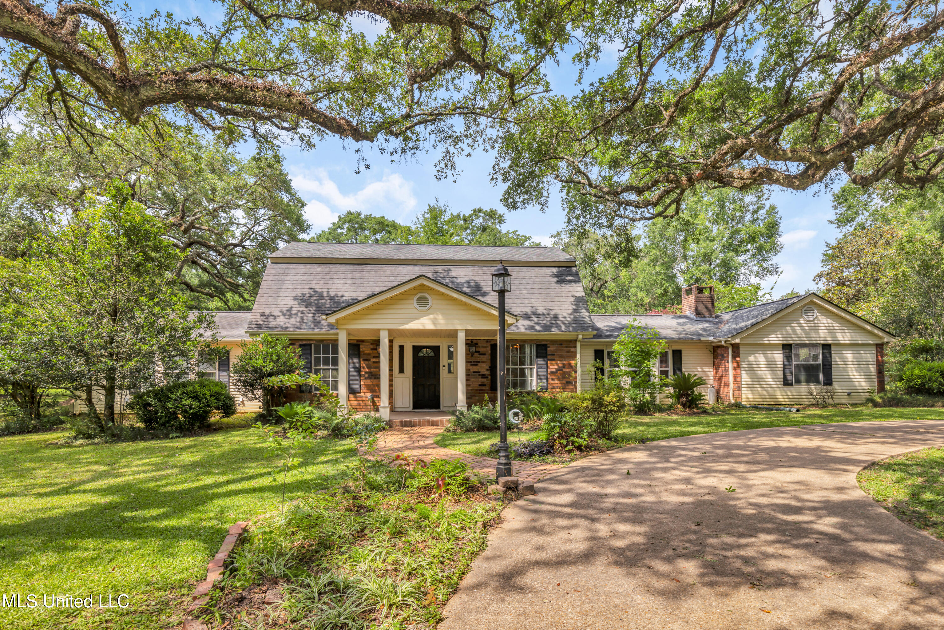 9618 Paige Bayou Road, Vancleave, Mississippi image 2
