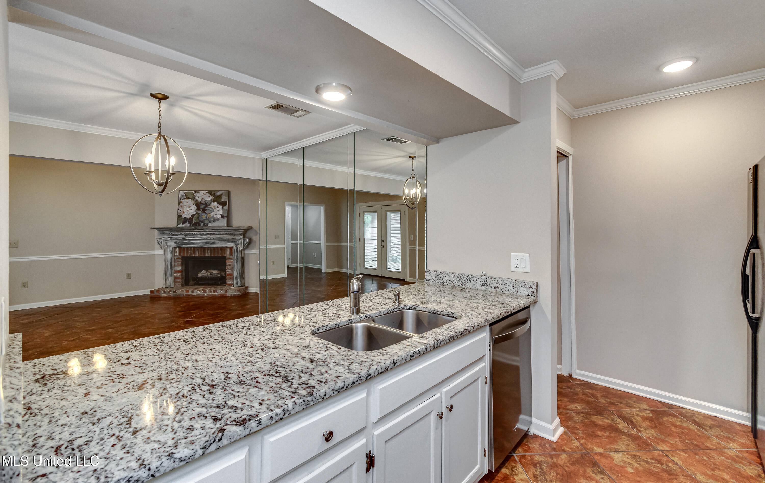 110 E Waterwood Drive, Brandon, Mississippi image 14