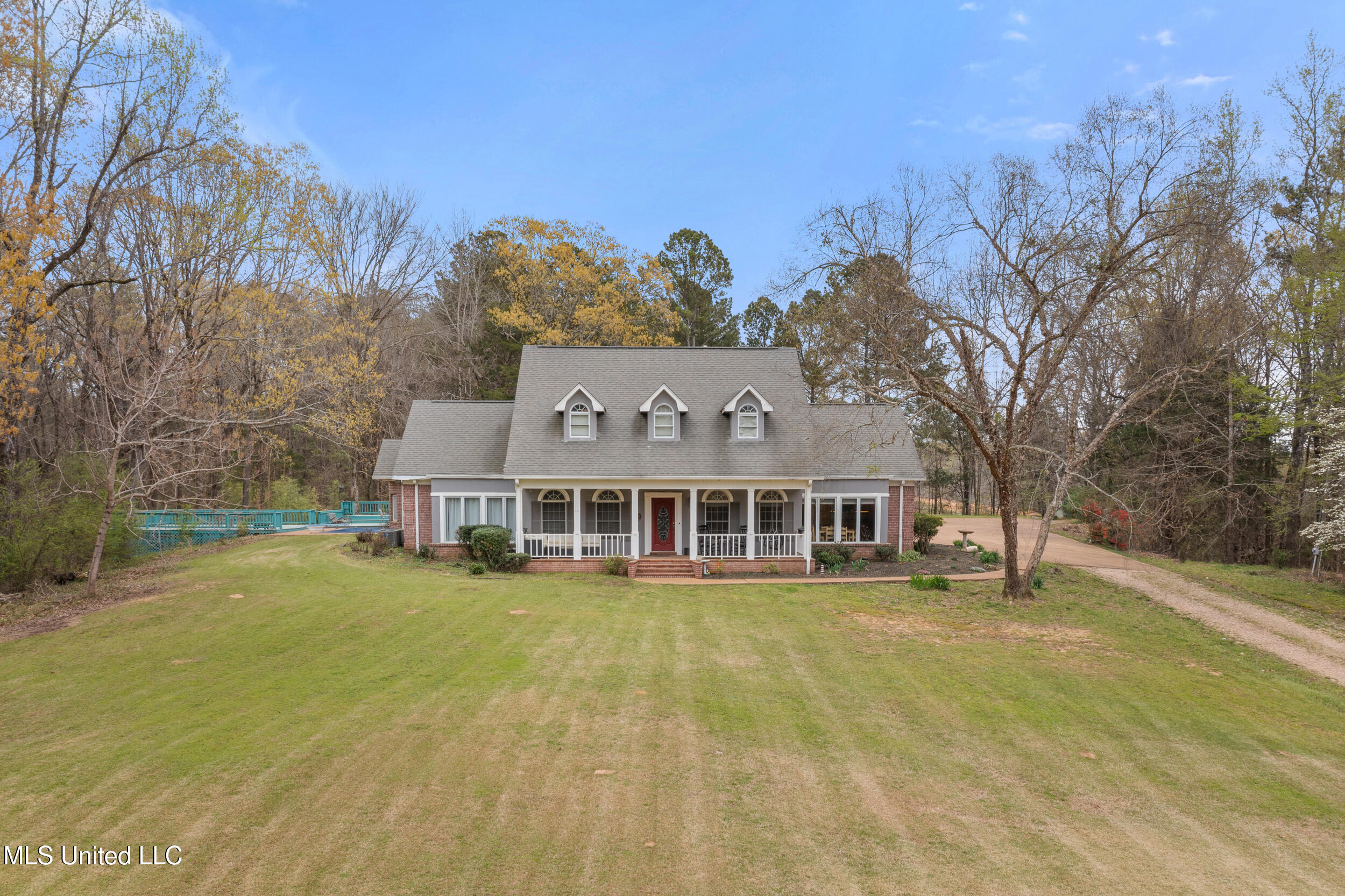 1459 Vassar Road, Pope, Mississippi image 1