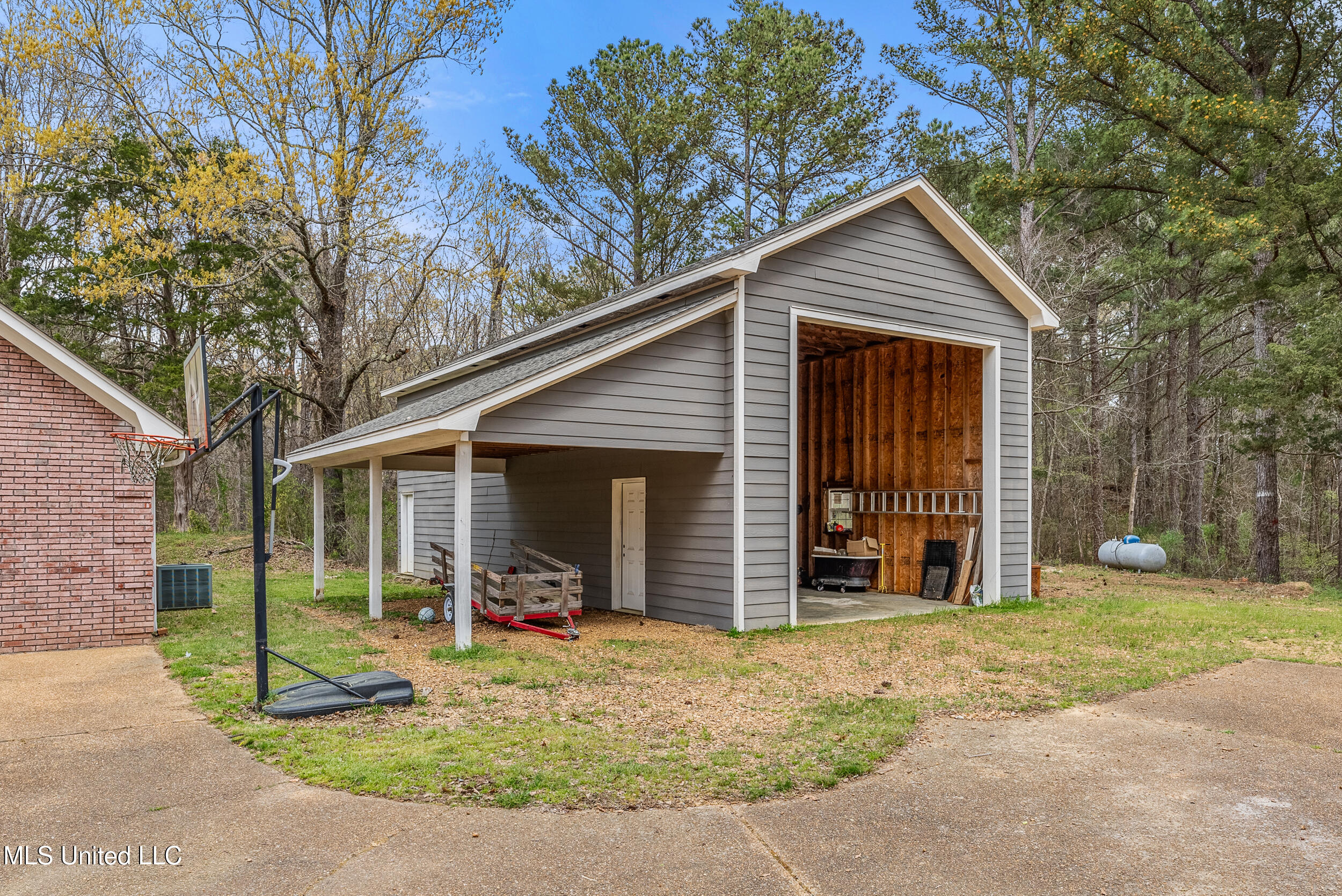1459 Vassar Road, Pope, Mississippi image 5