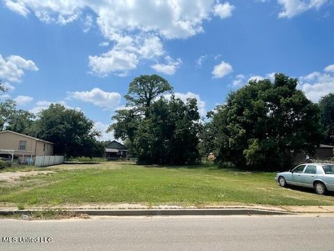 Vacant Land For Sale - 231 Dorries Street<br/> Biloxi, MS 39530