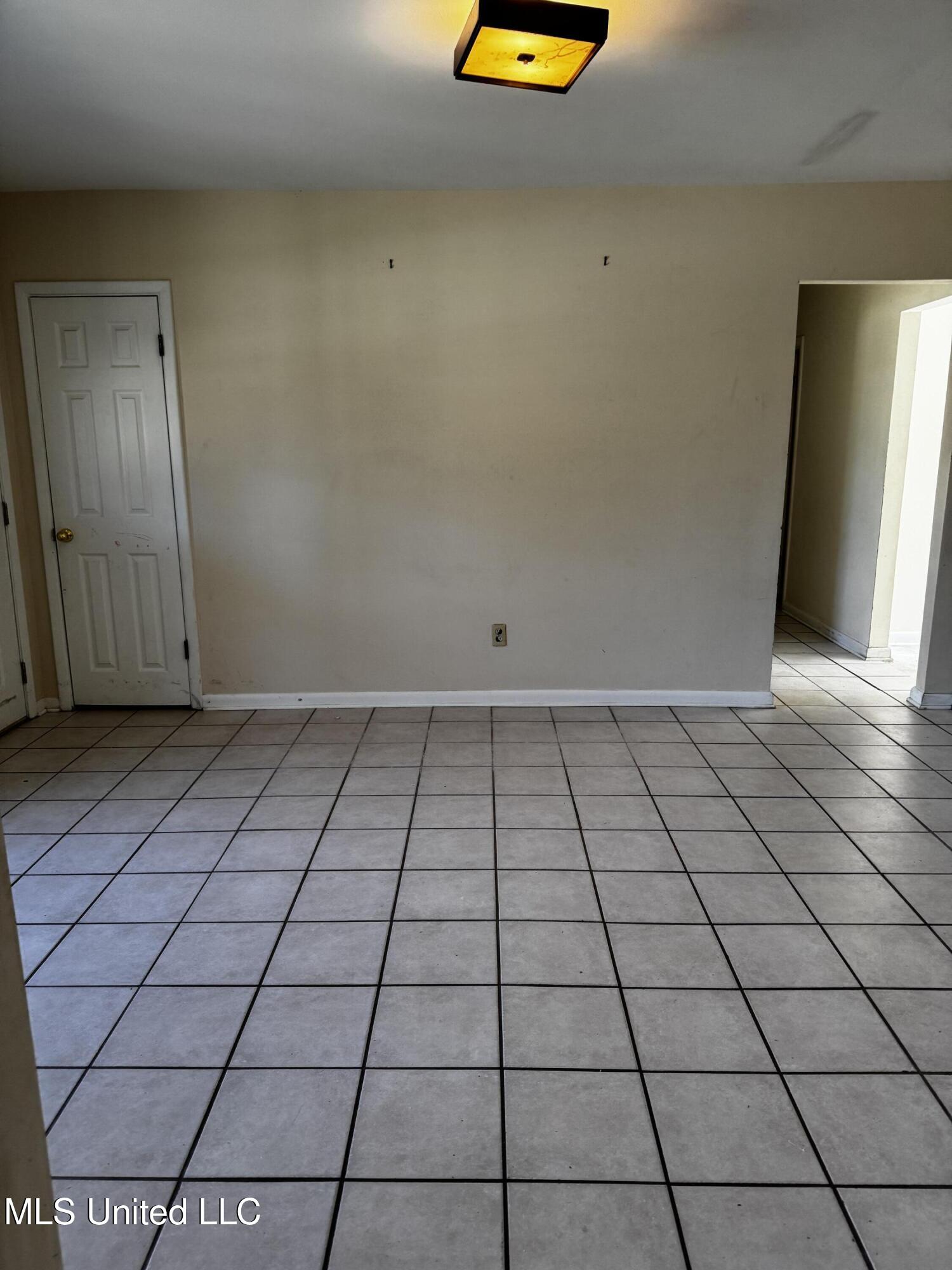 4824 Jefferson Avenue, Moss Point, Mississippi image 6