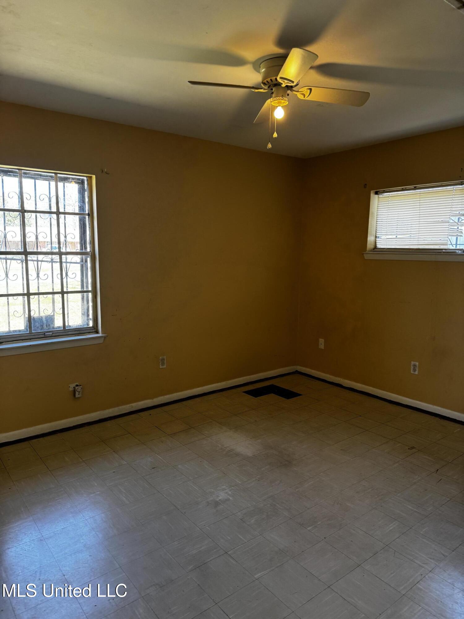 4824 Jefferson Avenue, Moss Point, Mississippi image 18