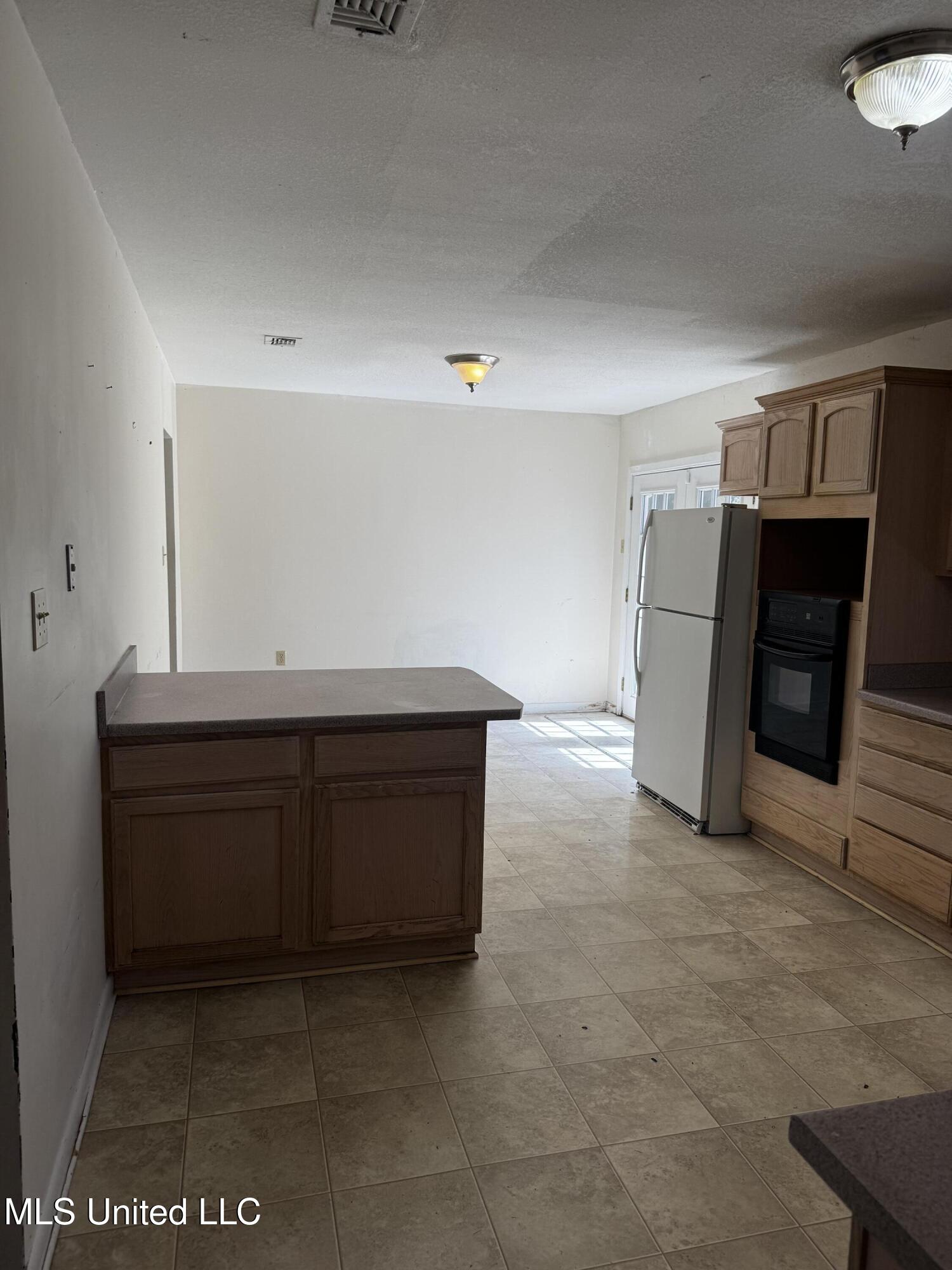4824 Jefferson Avenue, Moss Point, Mississippi image 11