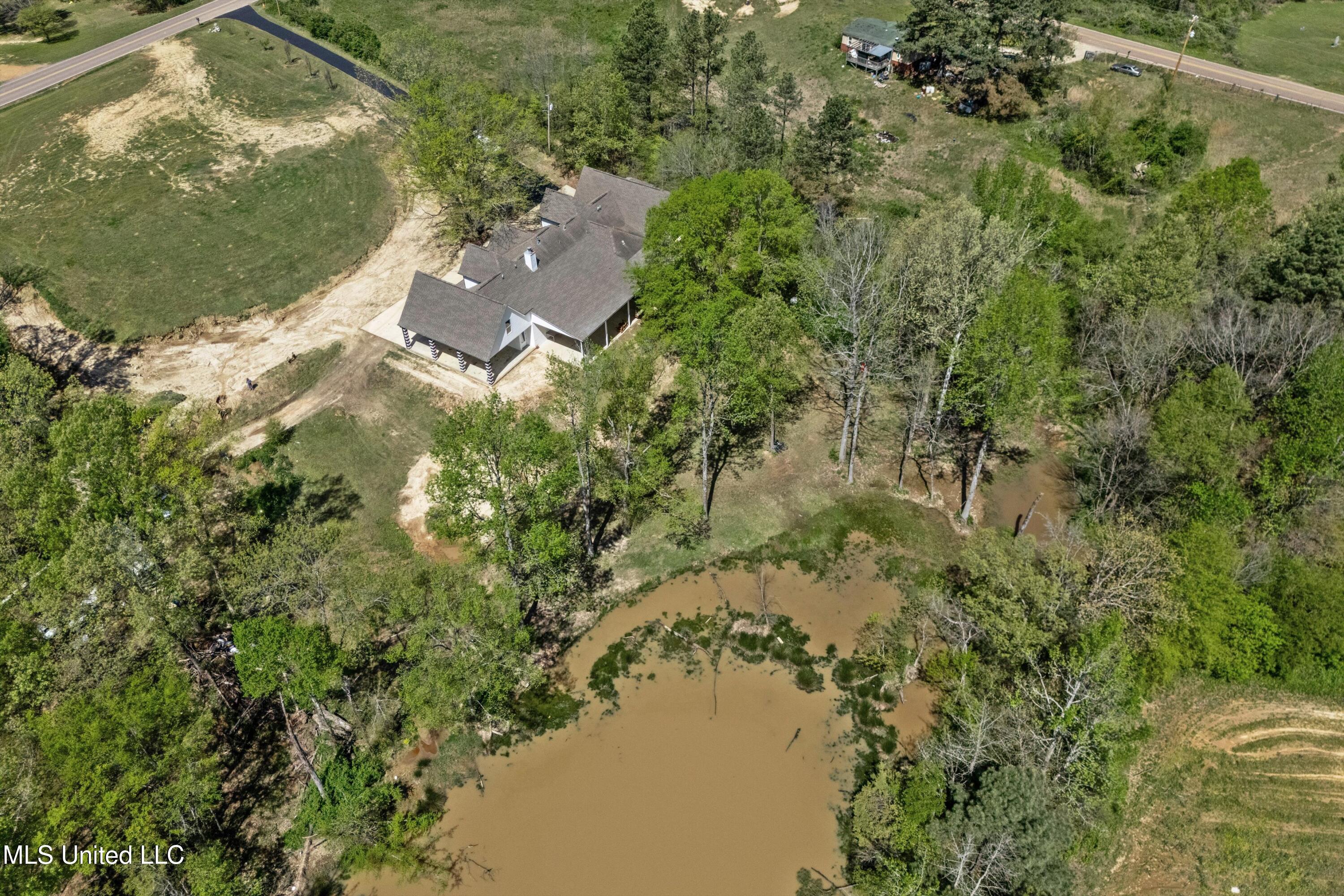 920 Red Banks Rd N Rd, Byhalia, Mississippi image 41