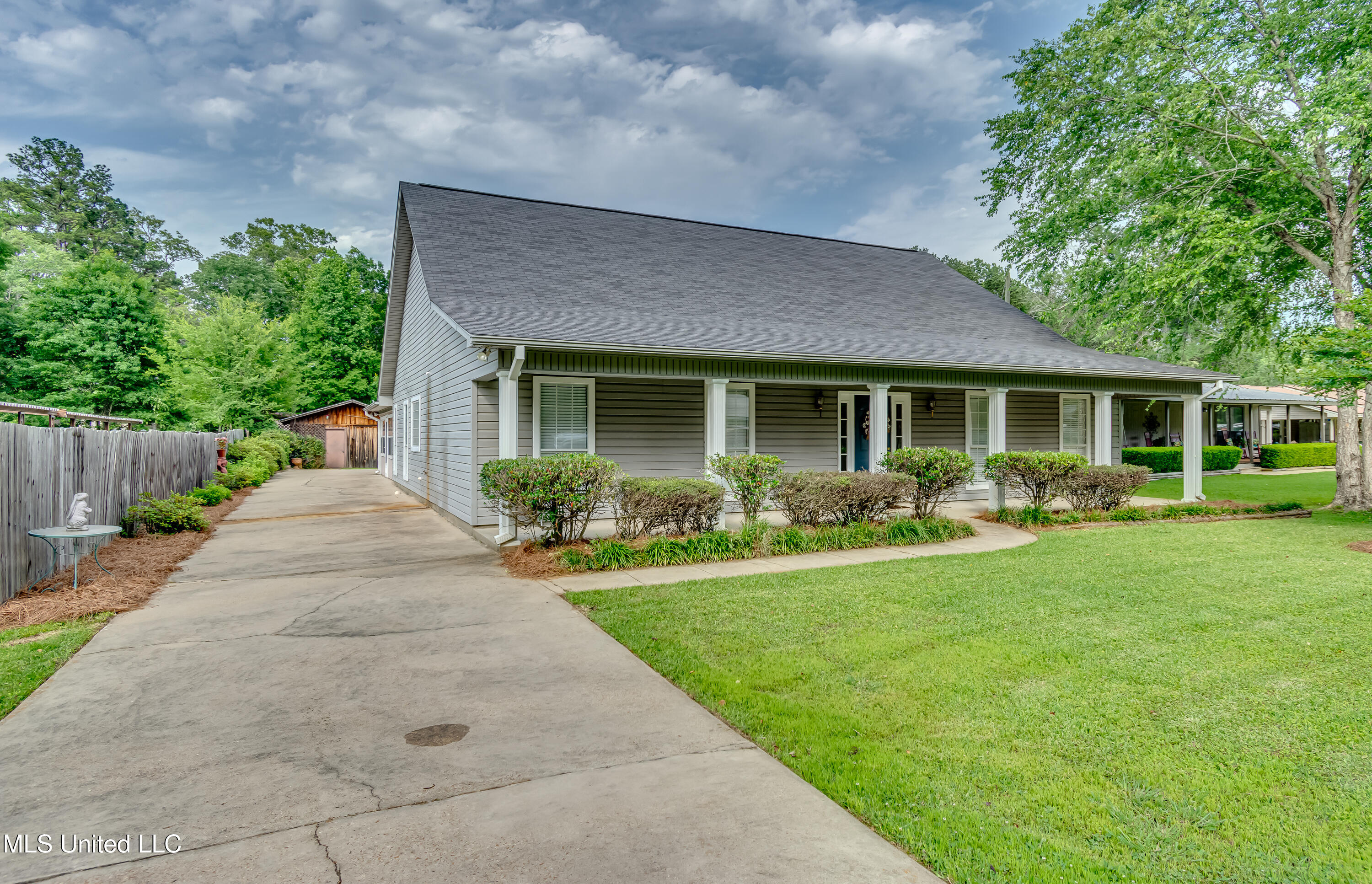 218 Harbor Lane, Brandon, Mississippi image 7