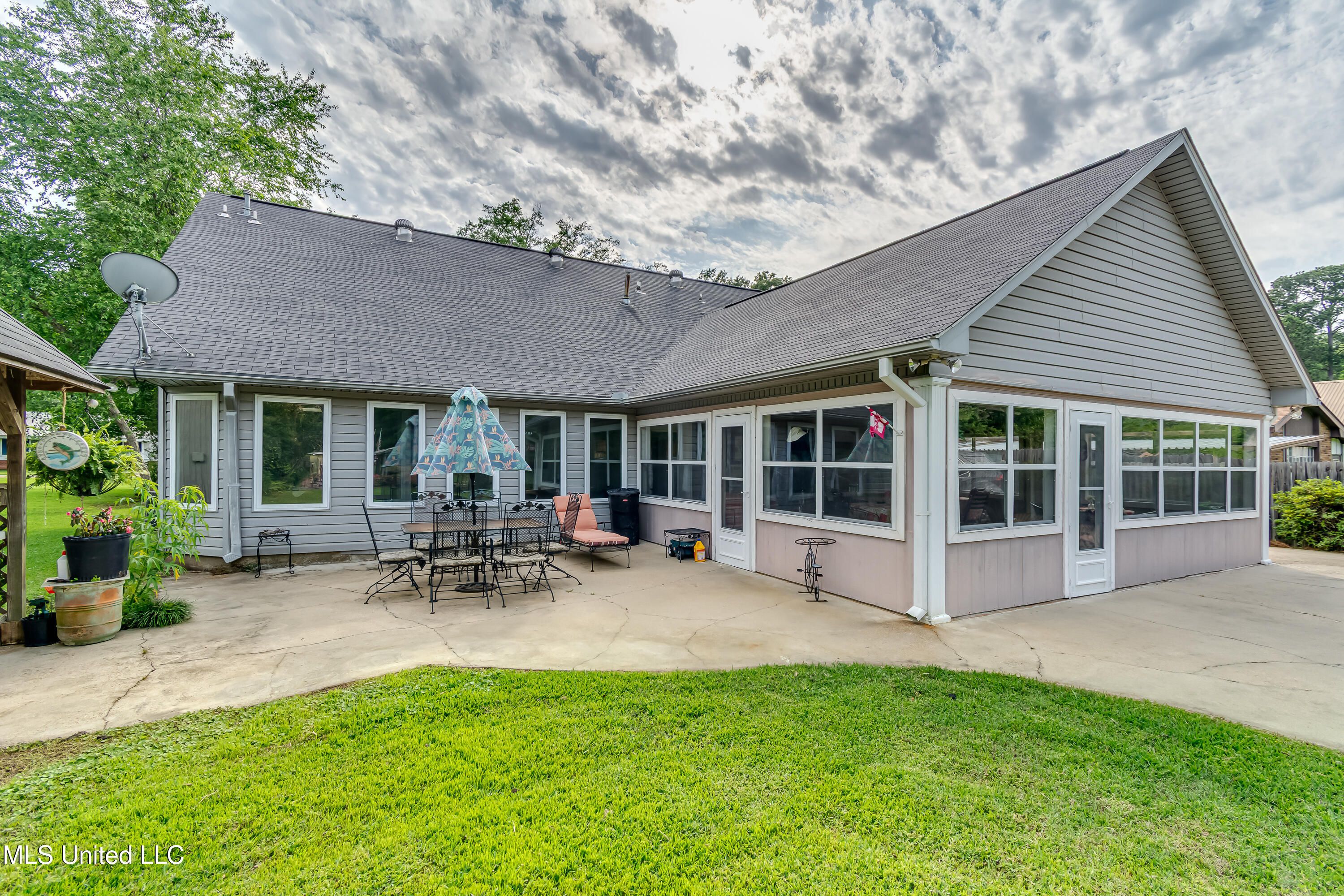 218 Harbor Lane, Brandon, Mississippi image 12