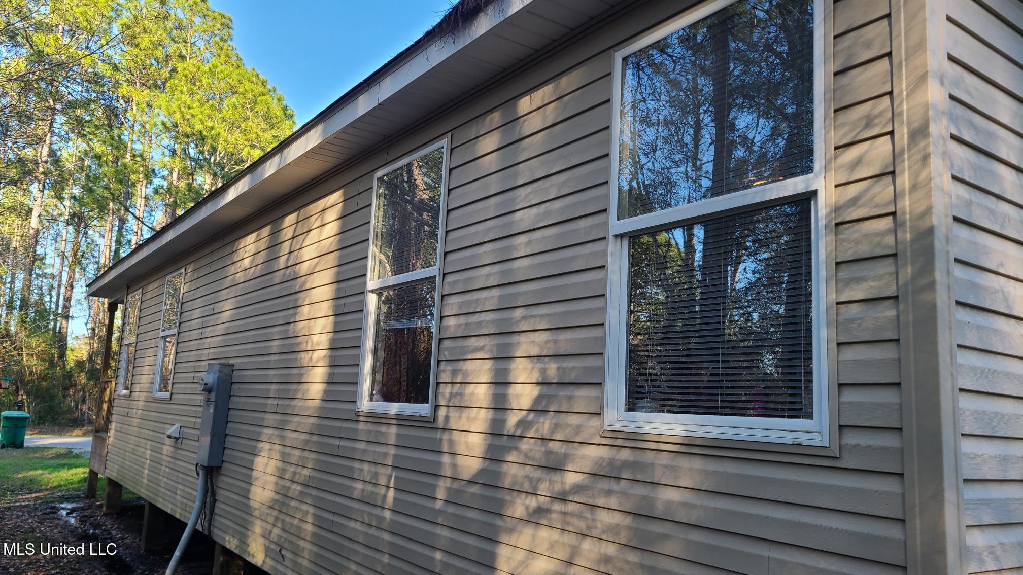 6031 W Hinds Street, Bay Saint Louis, Mississippi image 25