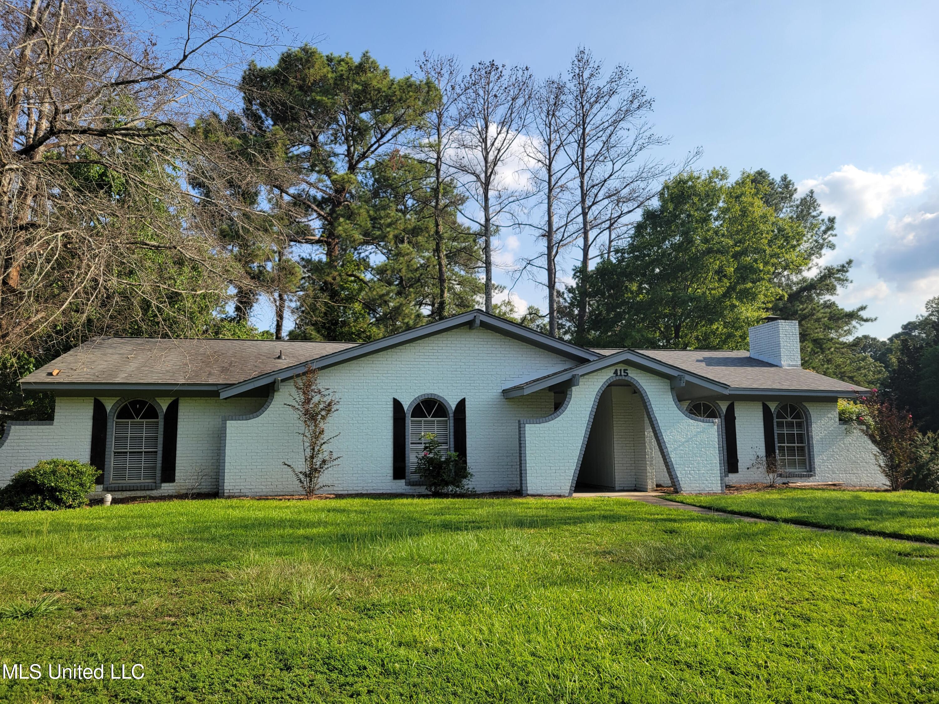 415 Bruin Avenue, Pearl, Mississippi image 2