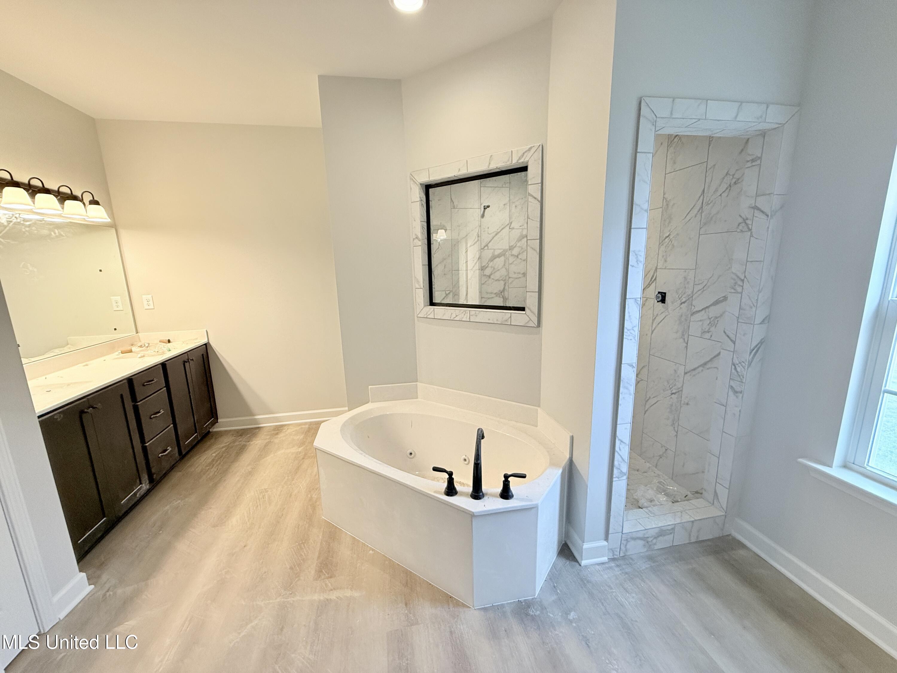8821 Tucker Lane, Southaven, Mississippi image 18