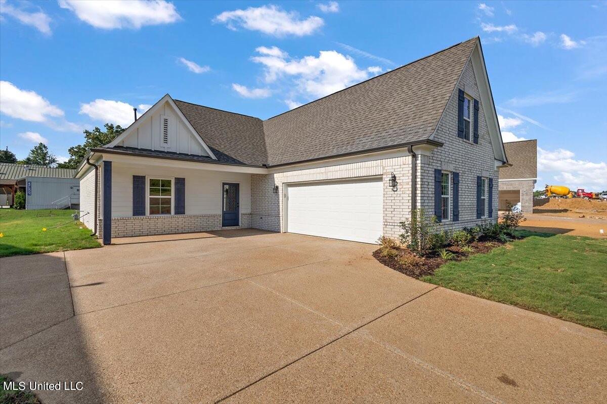 8821 Tucker Lane, Southaven, Mississippi image 4
