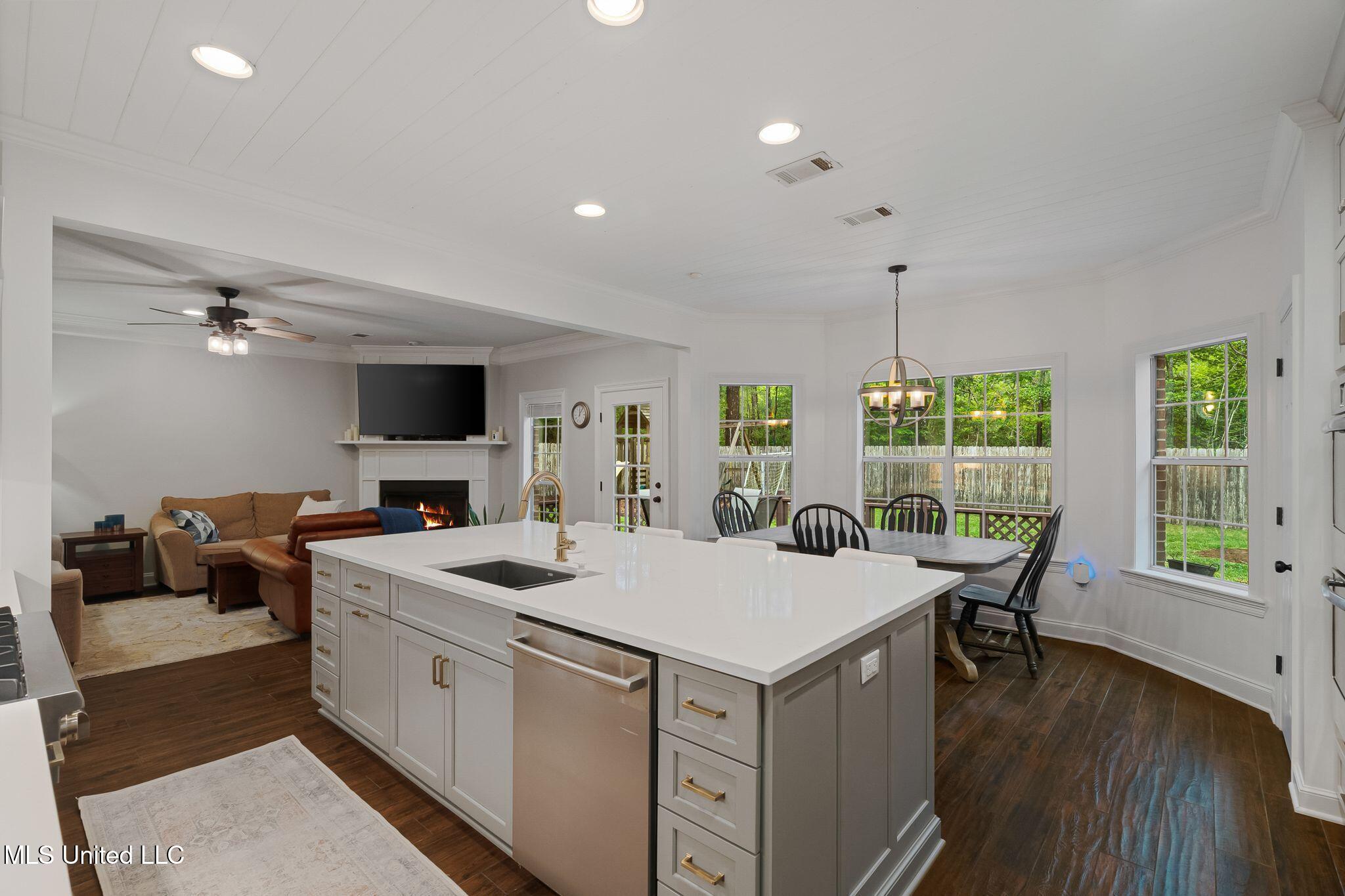 32 Cambrooke, Hattiesburg, Mississippi image 21