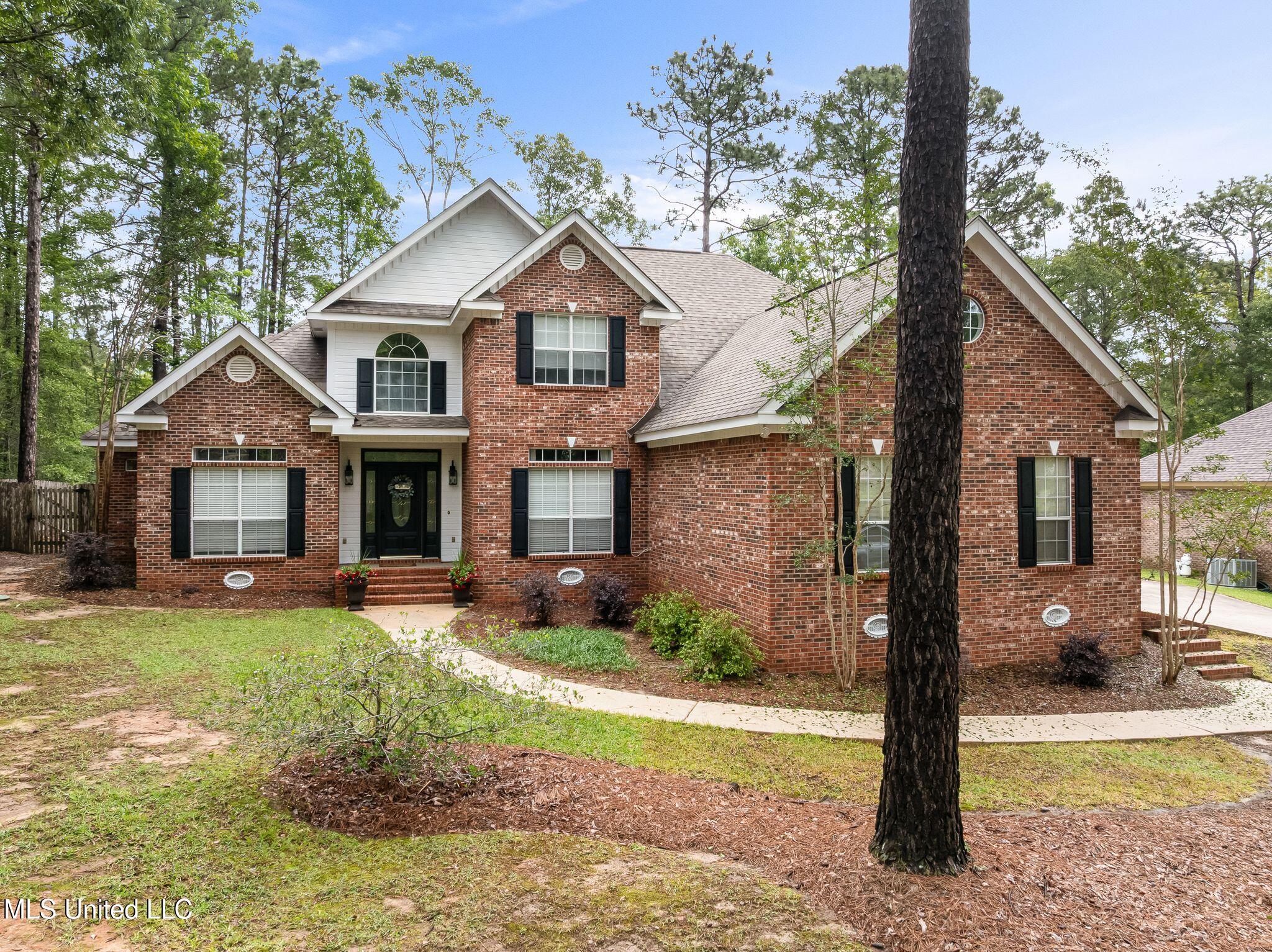 32 Cambrooke, Hattiesburg, Mississippi image 1