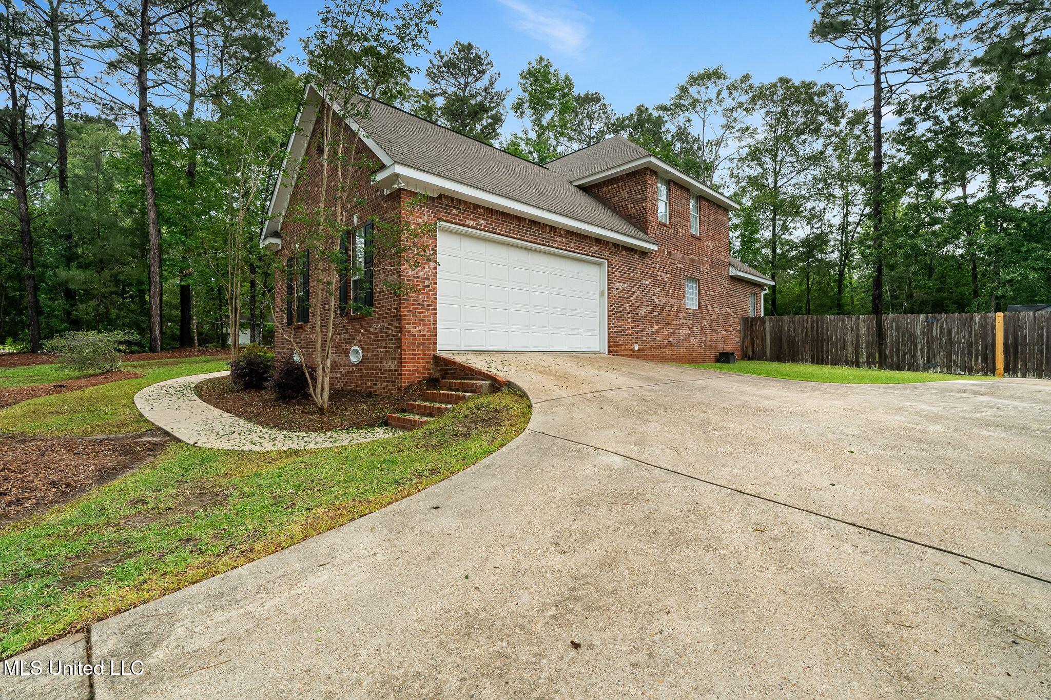32 Cambrooke, Hattiesburg, Mississippi image 6