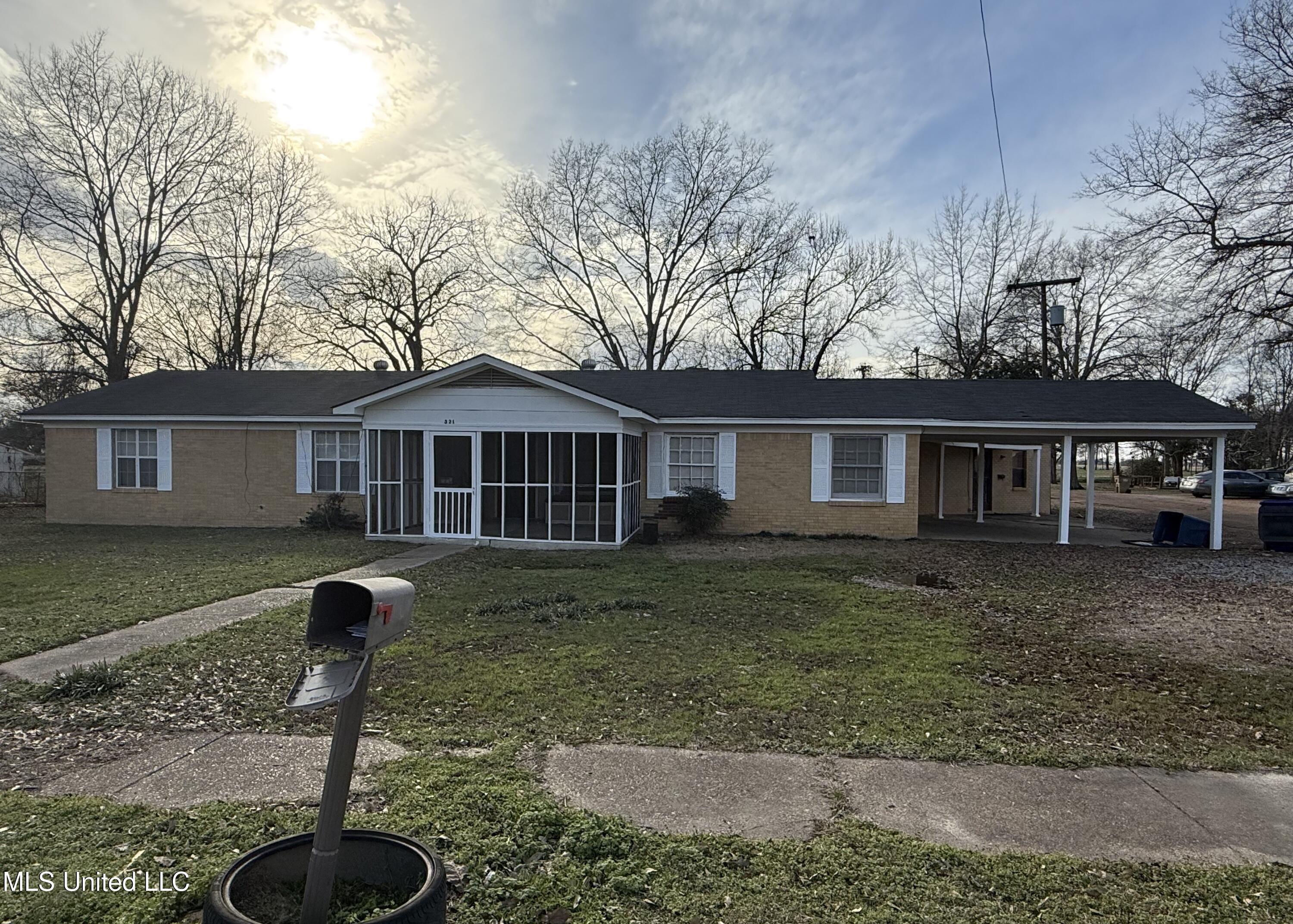 321 Wheeler Street, Itta Bena, Mississippi image 1