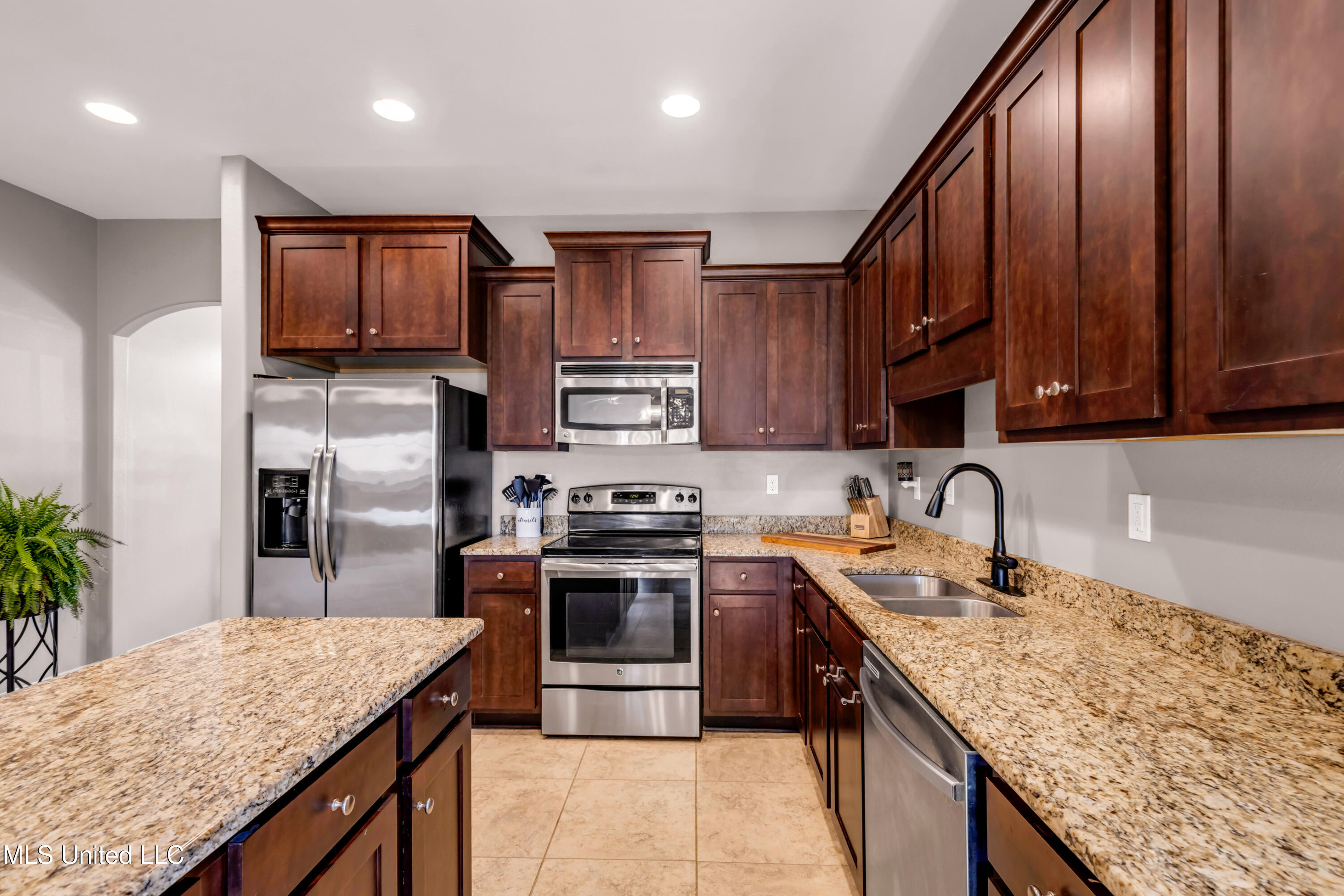 14073 Anandale Circle Circle, Gulfport, Mississippi image 3