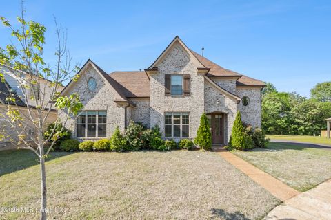 Homes For Sale - 5626 Stonecrest Drive<br/> Olive Branch, MS 38654