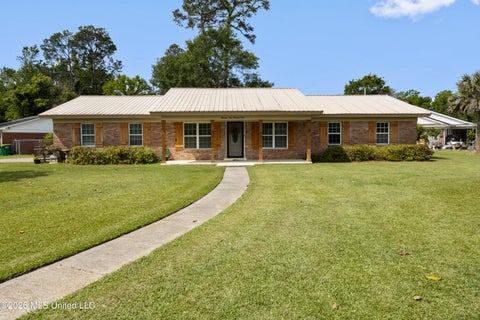 Homes For Sale - 13101 Cambridge Boulevard<br/> Ocean Springs, MS 39564