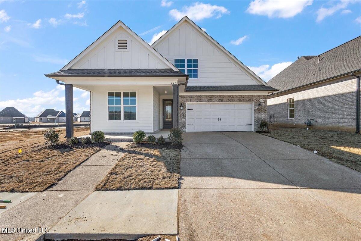 777 E Quitman Court, Nesbit, Mississippi image 3