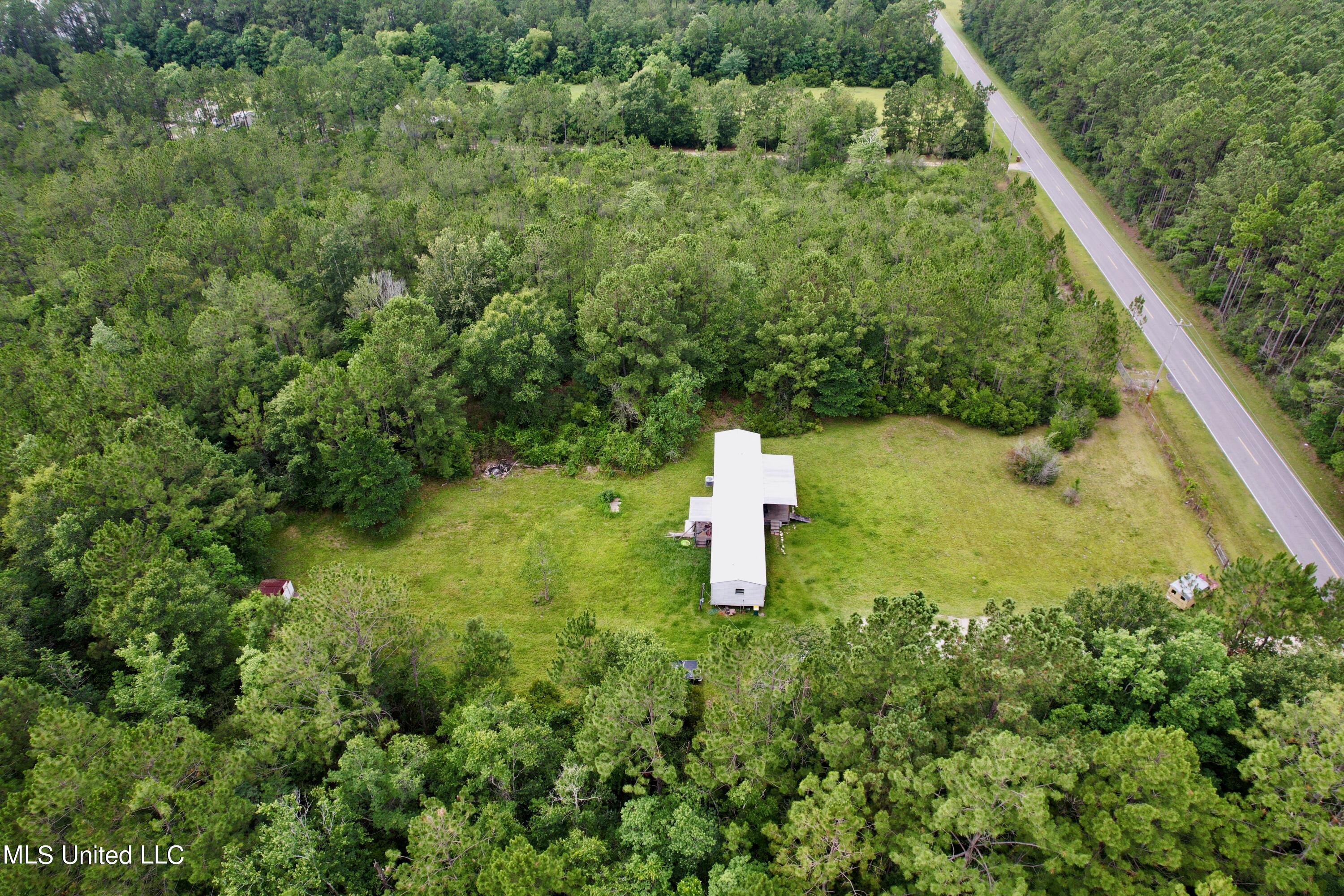 20431 Robinson Road, Gulfport, Mississippi image 9