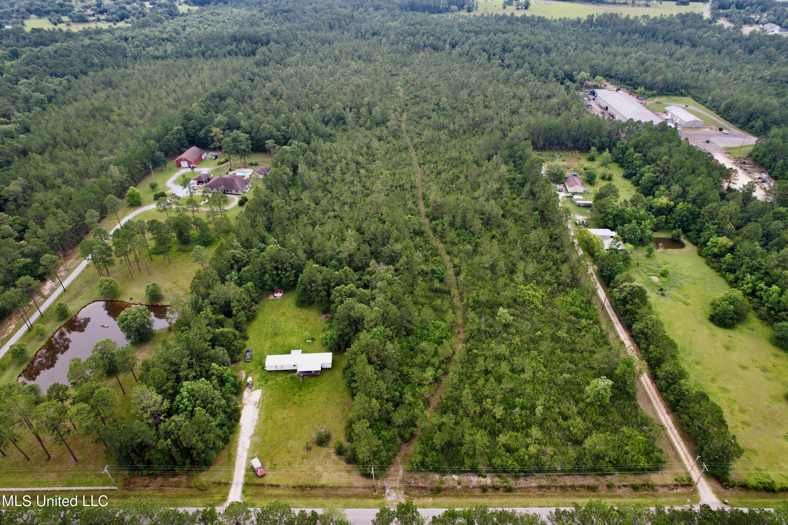 20431 Robinson Road, Gulfport, Mississippi image 1