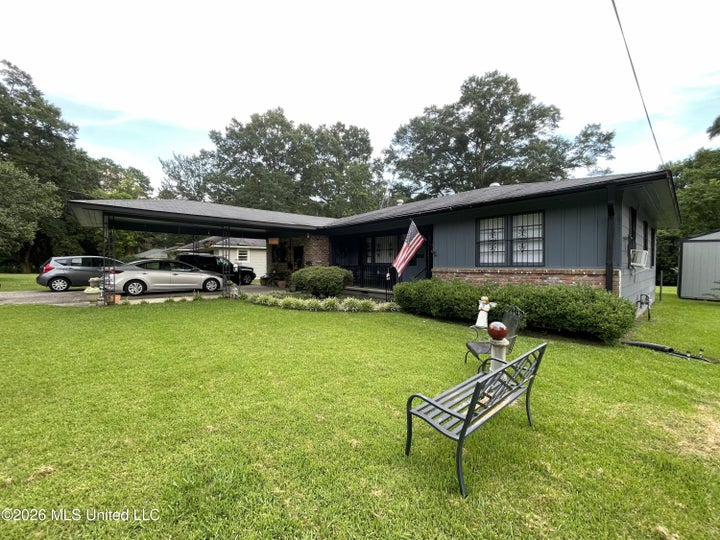 Photo 1 of 38 — 1172 W 20th Street, Laurel, MS 39440