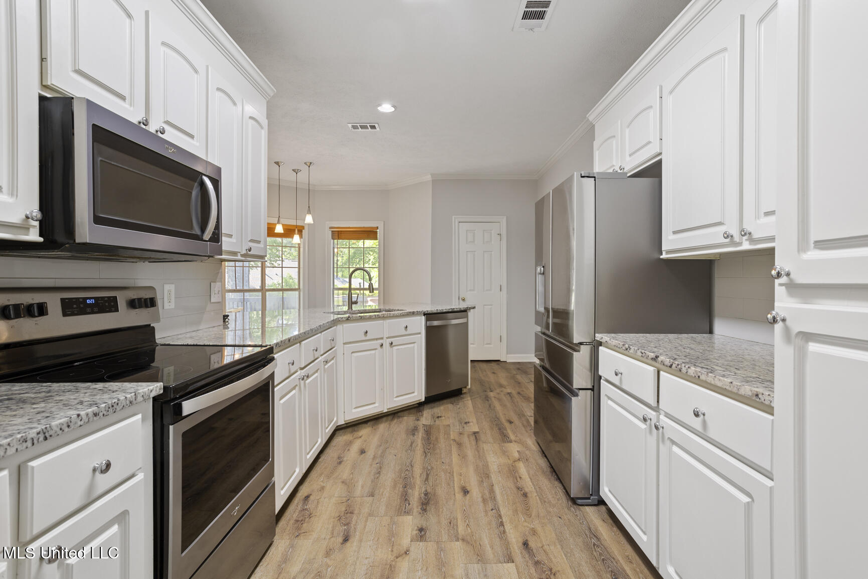 425 Shadowood Drive, Ridgeland, Mississippi image 5