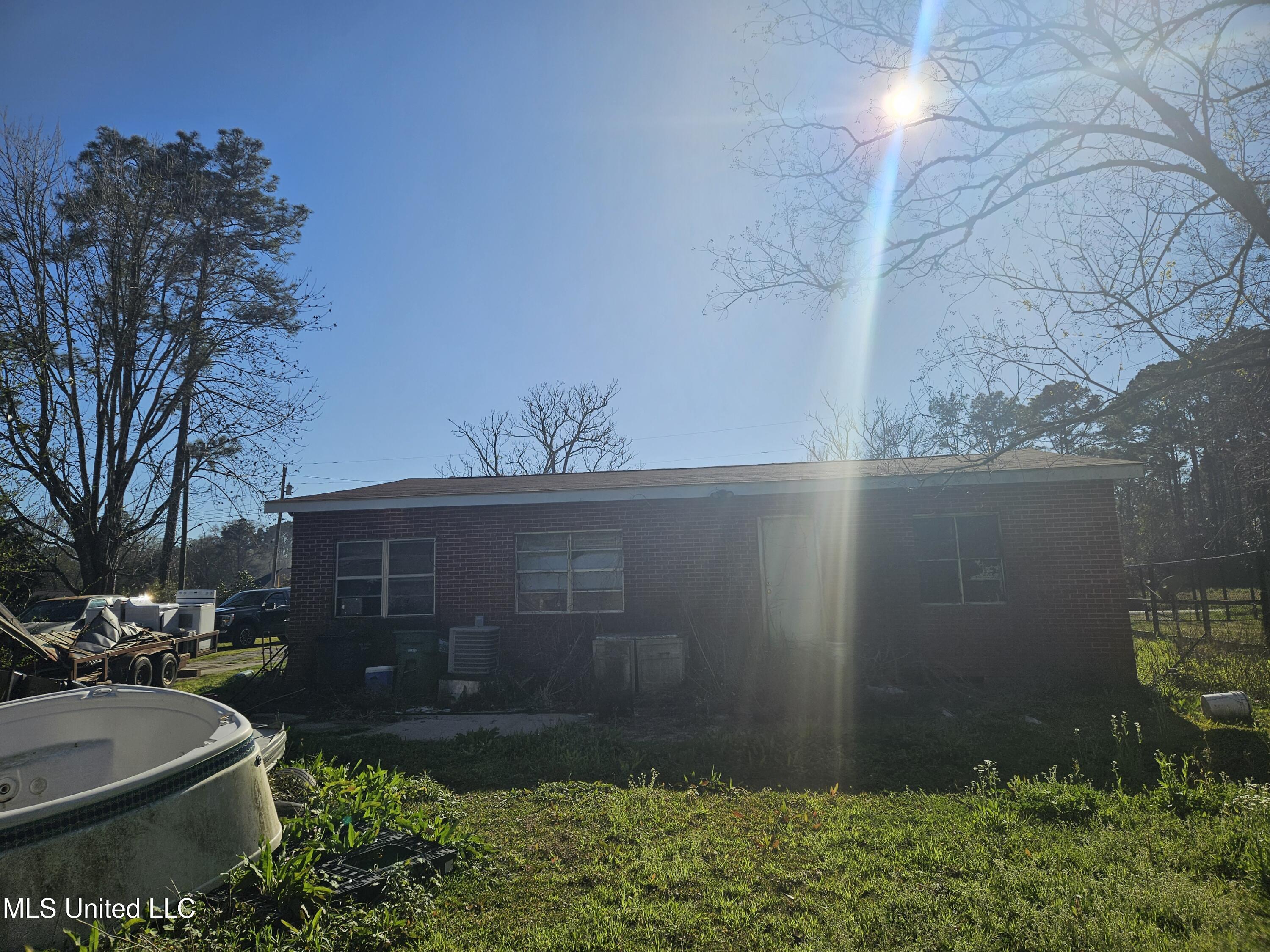 8800 Graham Road, Moss Point, Mississippi image 4