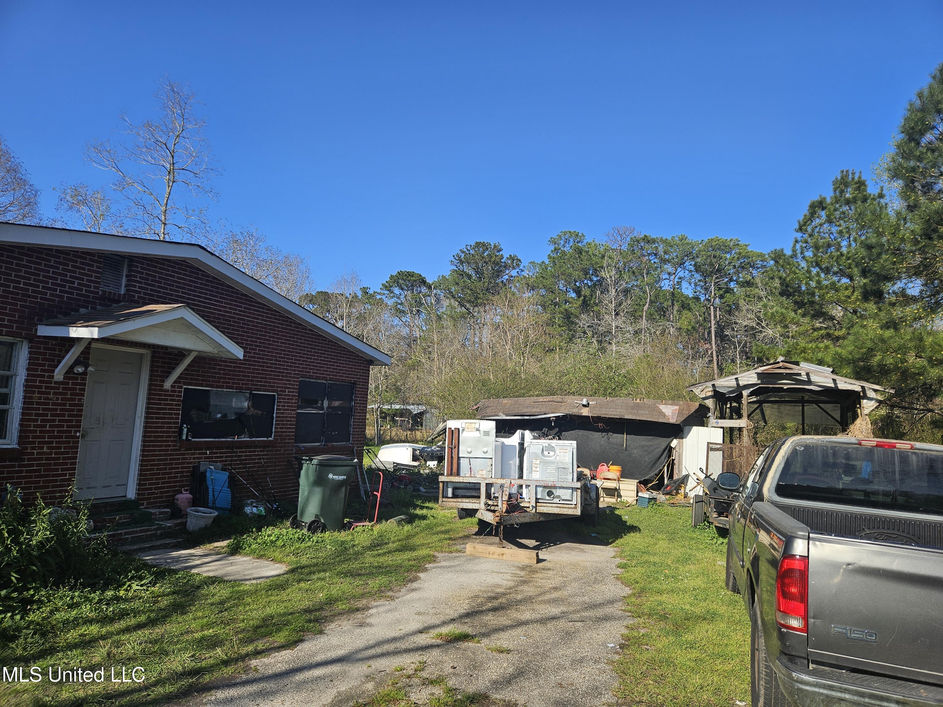 8800 Graham Road, Moss Point, Mississippi image 8