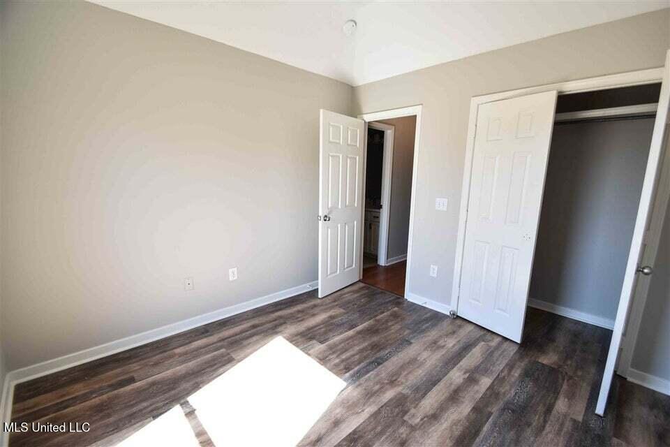 1015 Cobblestone Place, Brandon, Mississippi image 17