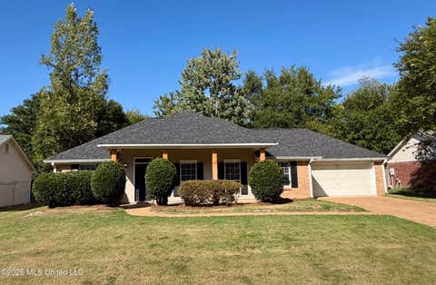 Homes For Sale - 3060 Windwood Circle<br/> Flowood, MS 39232