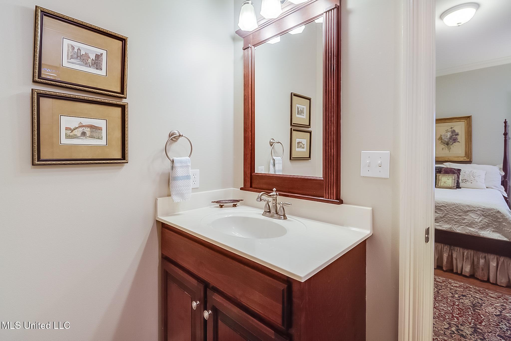 420 Chablis Lane, Biloxi, Mississippi image 33