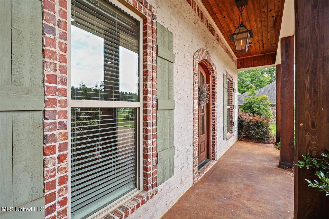 906 Poplar Drive, Brandon, Mississippi image 6