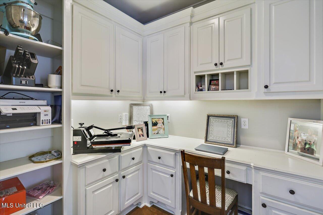 906 Poplar Drive, Brandon, Mississippi image 27