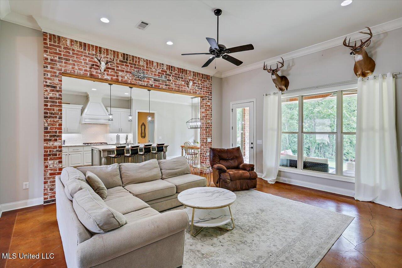 906 Poplar Drive, Brandon, Mississippi image 13