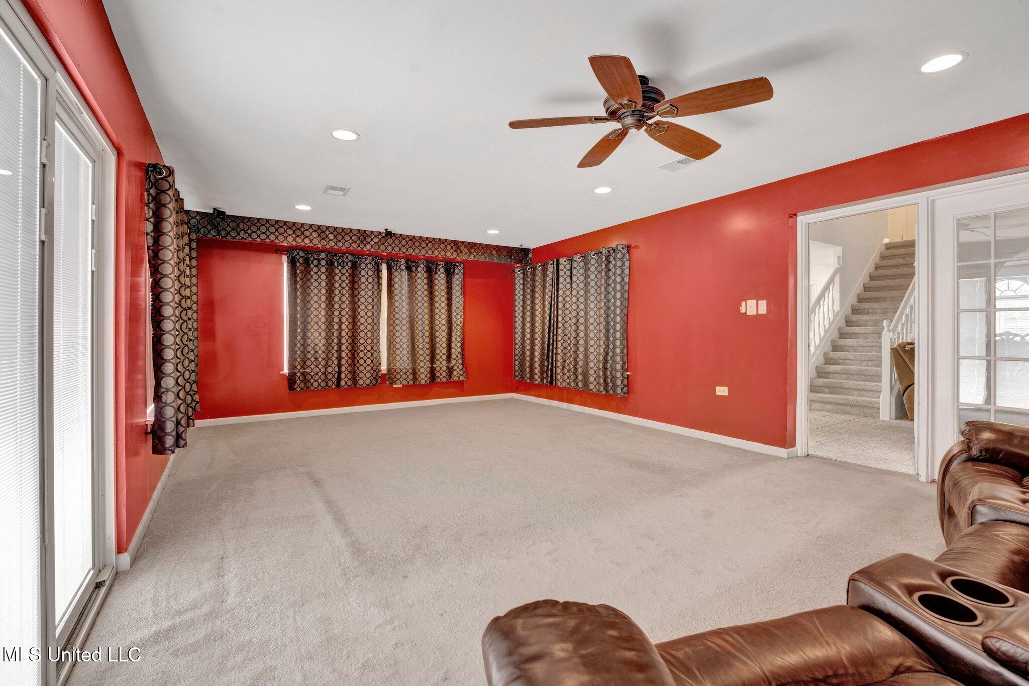 7888 E Shelburne Lane, Southaven, Mississippi image 13
