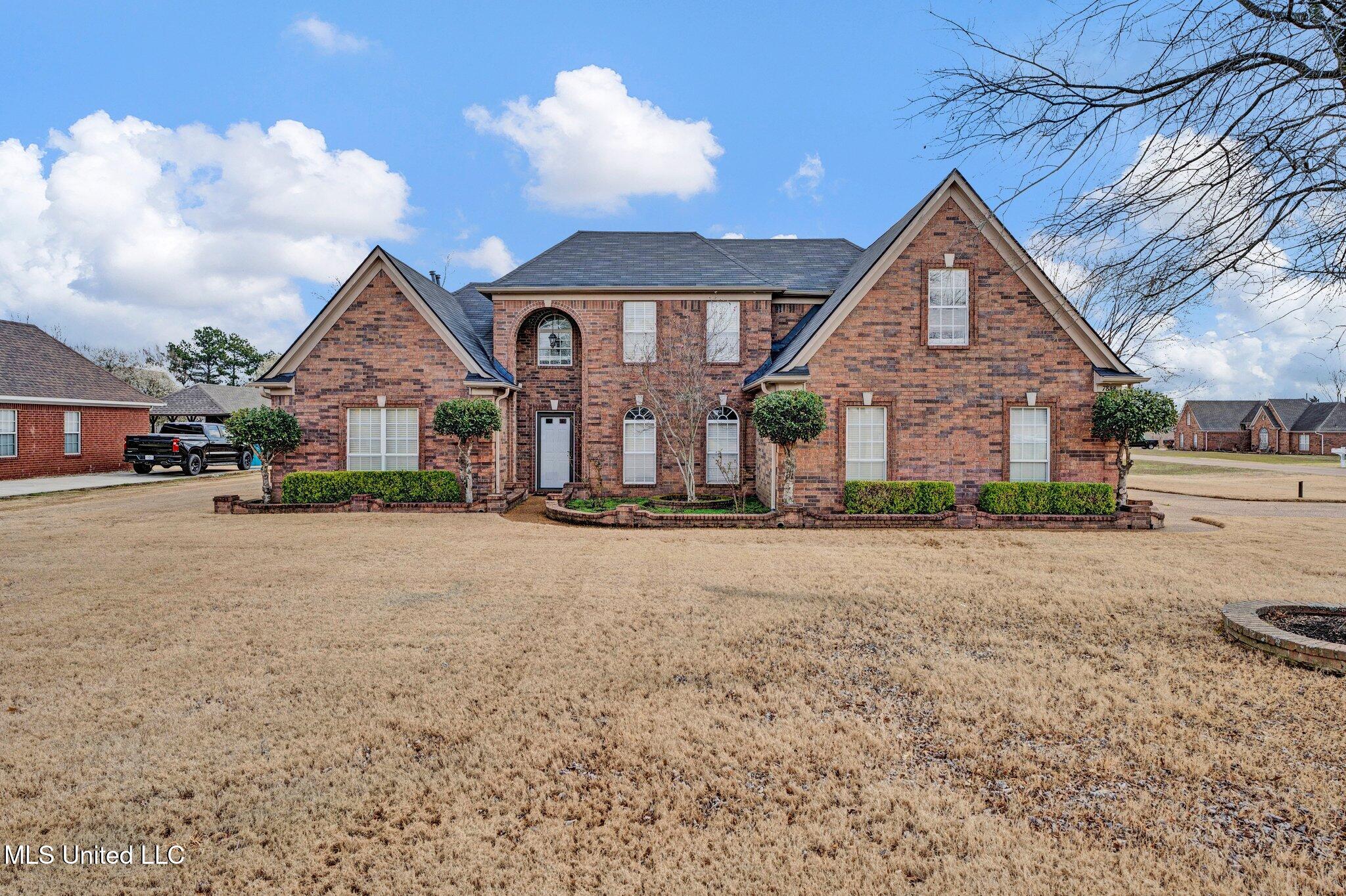 7888 E Shelburne Lane, Southaven, Mississippi image 2