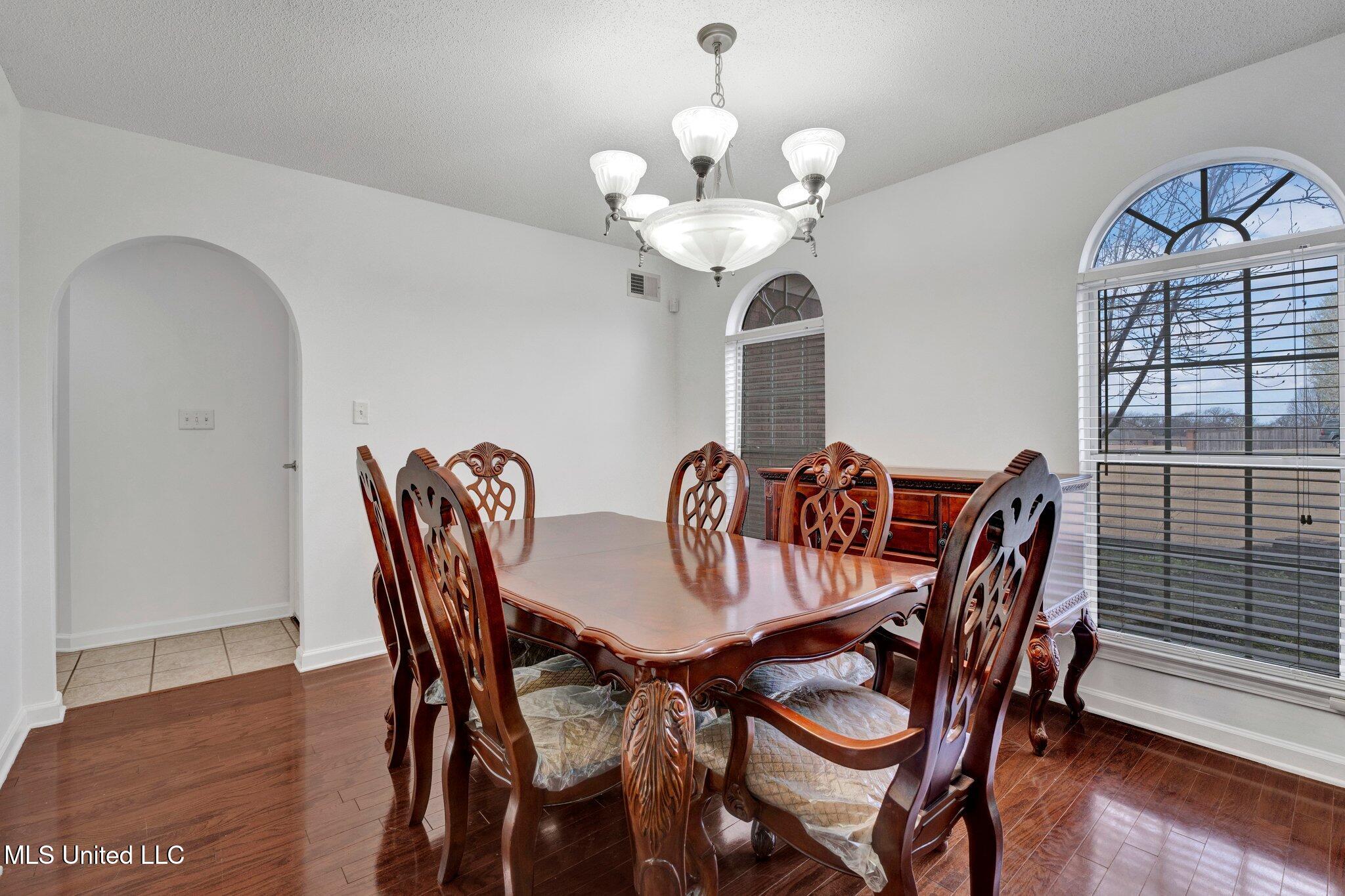 7888 E Shelburne Lane, Southaven, Mississippi image 15